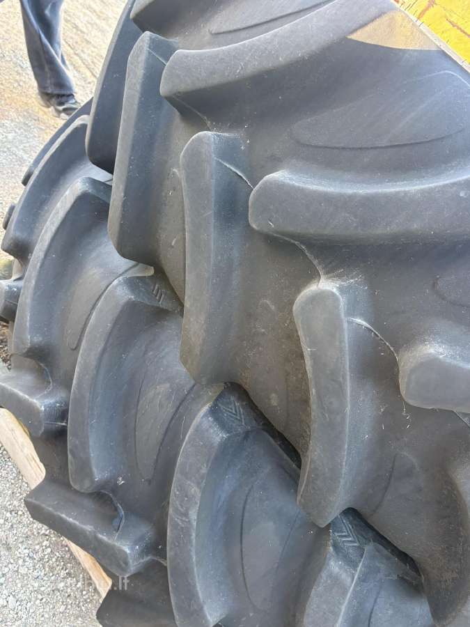 520/85r46-42 420/85r34-30 traktoriaus dubliai - nuotraukos Nr. 4
