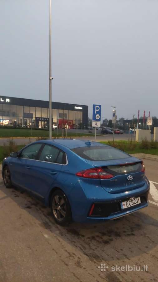 Puikios būklės įkraunamas hibridas Hyundai - nuotraukos Nr. 7