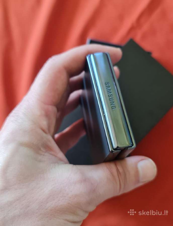 Samsung Galaxy Z Flip 4 - nuotraukos Nr. 7