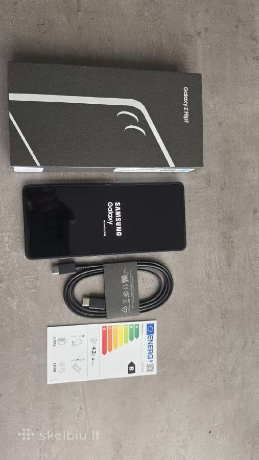 Telefonas Samsung flip 7 - nuotraukos Nr. 9