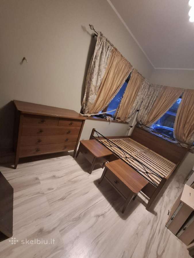 Sviesiai rudas miegamojo komplektas - nuotraukos Nr. 8