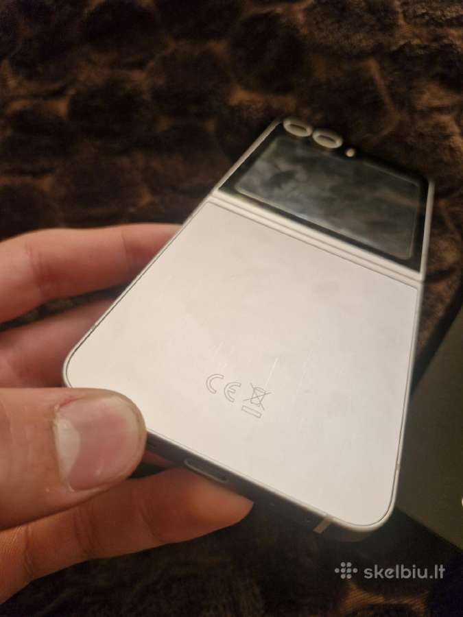 Samsung Z flip 6 - nuotraukos Nr. 10