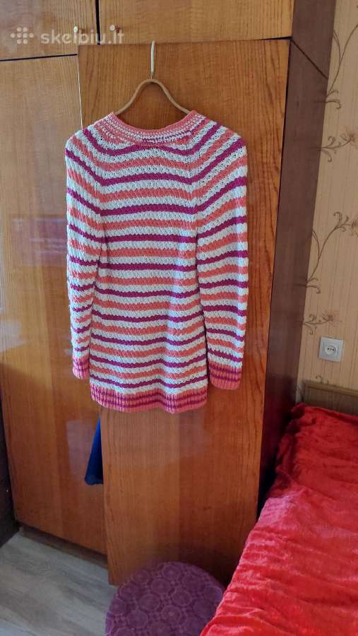 Moteriškos megztas megztinis - nuotraukos Nr. 2