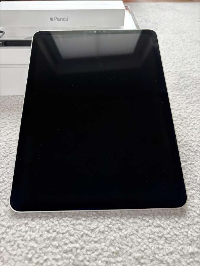 Parduodu naudotą iPad Pro 11 4th WiFi M2 128gb. - nuotraukos Nr. 2
