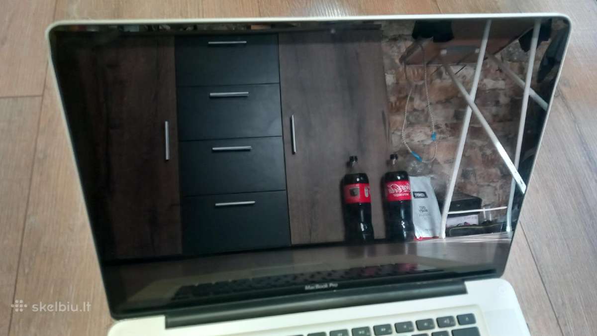 Apple MacBook Pro 15-inch, Mid 2010 - nuotraukos Nr. 3