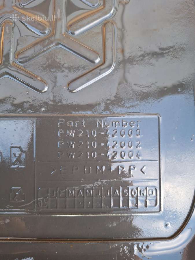 Toyota Rav4 Hybrid guminiai kilimėliai - nuotraukos Nr. 7