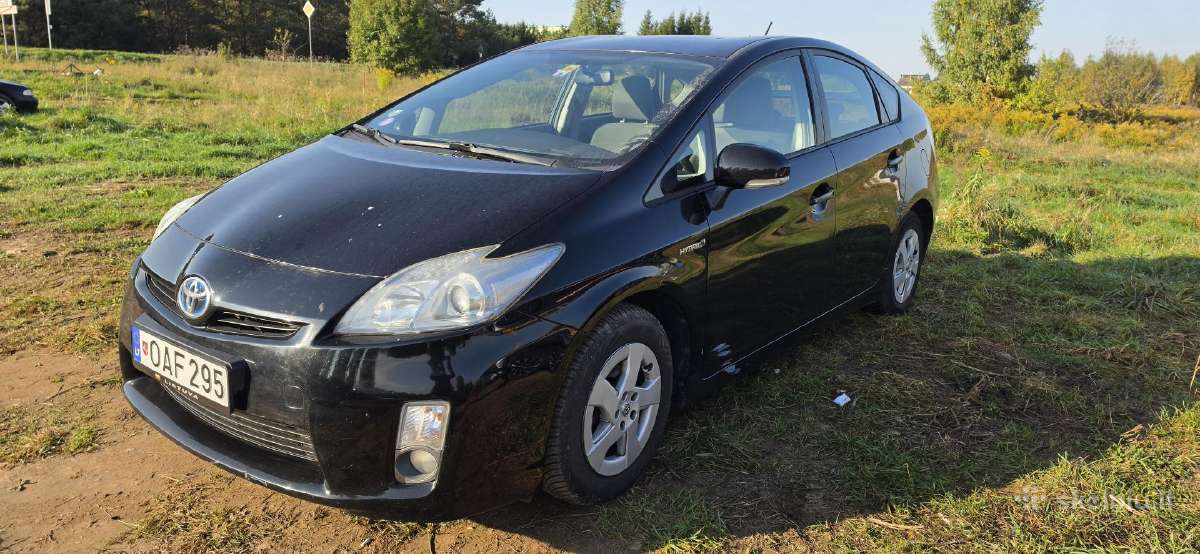 Prius 3 Prius 2 nuomai,110 savaitei.rent - nuotraukos Nr. 2
