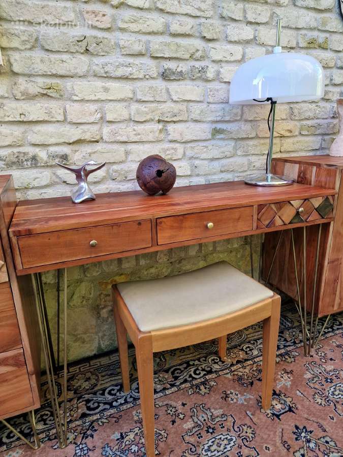 Akacijos masyvo komodos ir rašom.stalas - nuotraukos Nr. 38