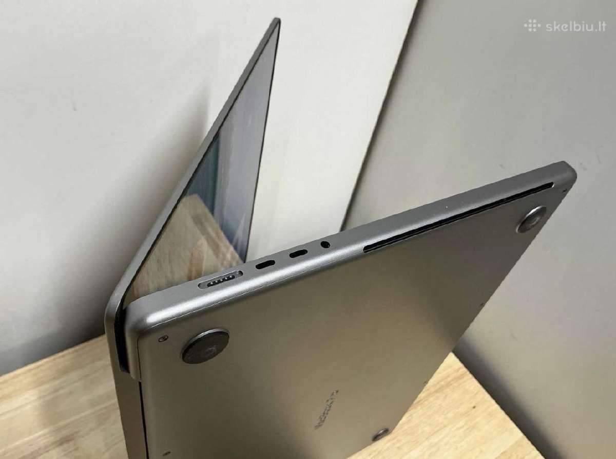 Apple MacBook Pro 16 M1 Pro / 16 GB / 500 GB SSD - nuotraukos Nr. 5