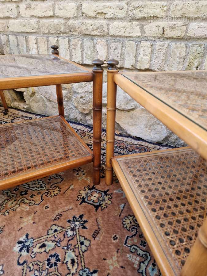 Vintažiniai medžio masyvo staliukai su ratangu - nuotraukos Nr. 8