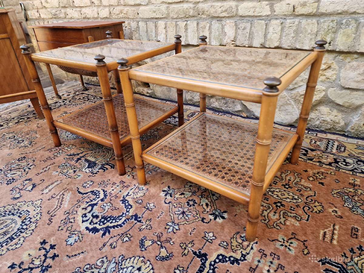 Vintažiniai medžio masyvo staliukai su ratangu - nuotraukos Nr. 18