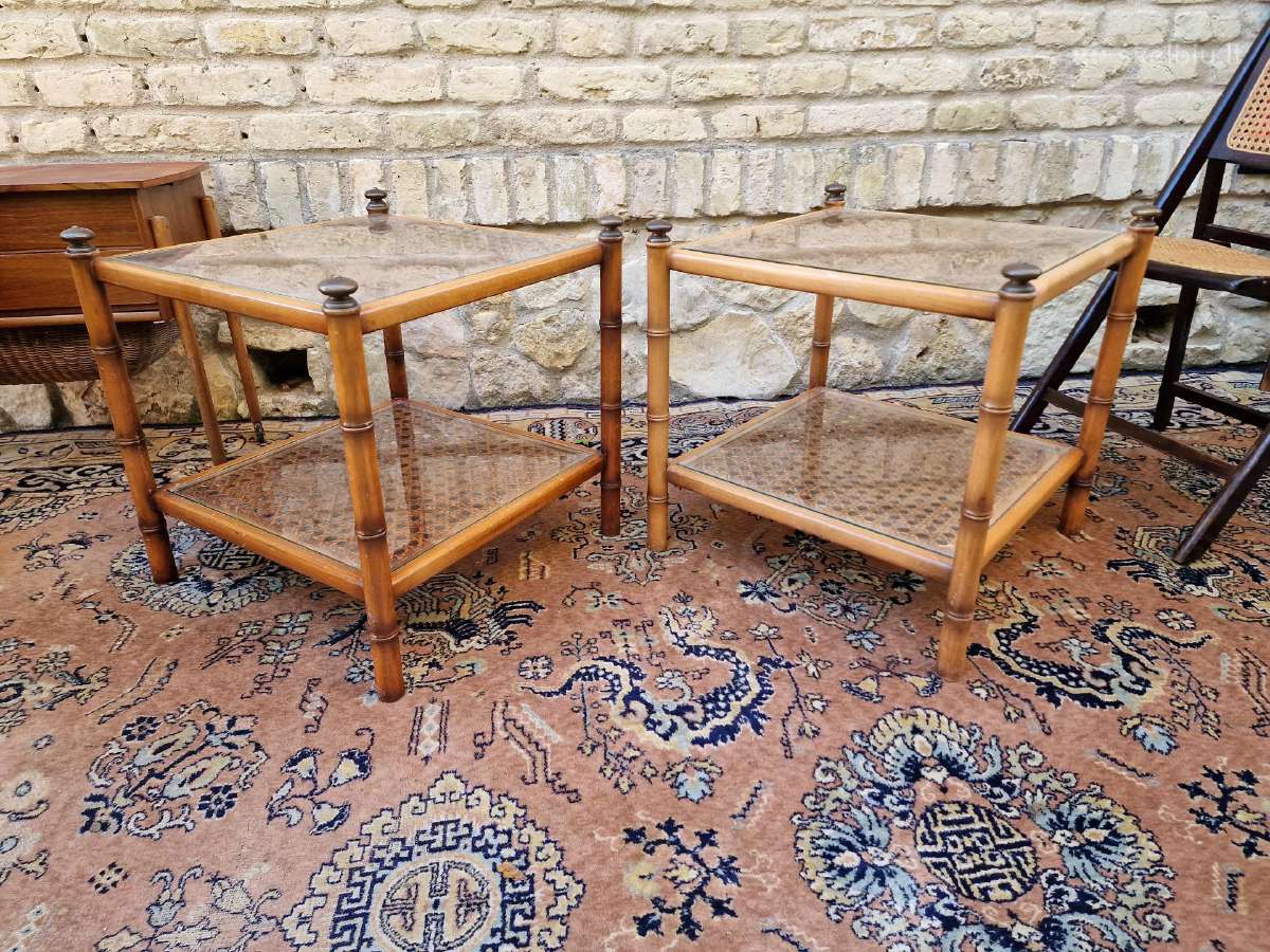 Vintažiniai medžio masyvo staliukai su ratangu - nuotraukos Nr. 33