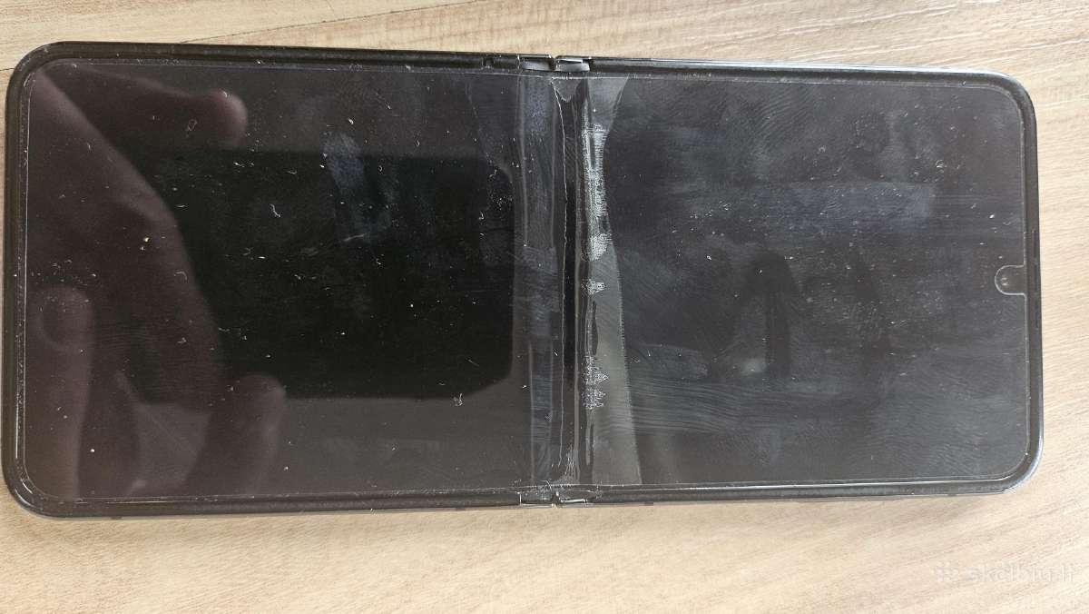 Parduodu Samsung flip 5 su defektais - nuotraukos Nr. 8