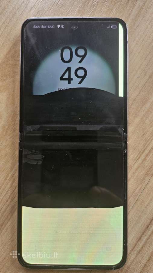 Parduodu Samsung flip 5 su defektais - nuotraukos Nr. 13
