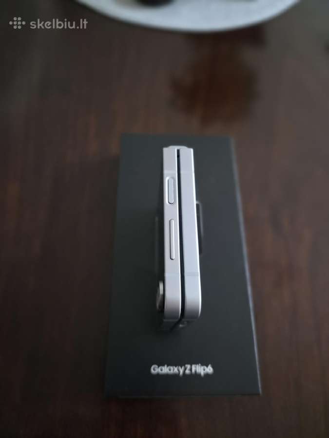 Samsung Z Flip 6 Silver 512gb/12gb - nuotraukos Nr. 7