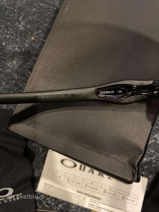 Oakley akiniai - nuotraukos Nr. 6