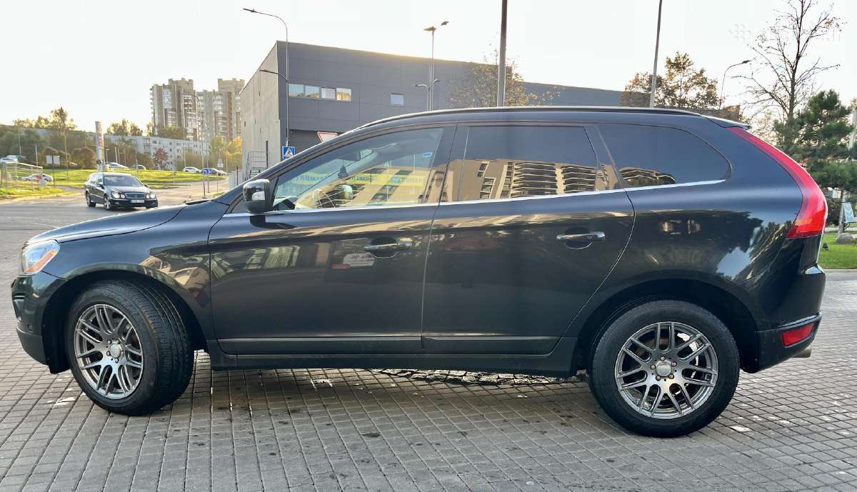 Volvo XC60 - nuotraukos Nr. 8