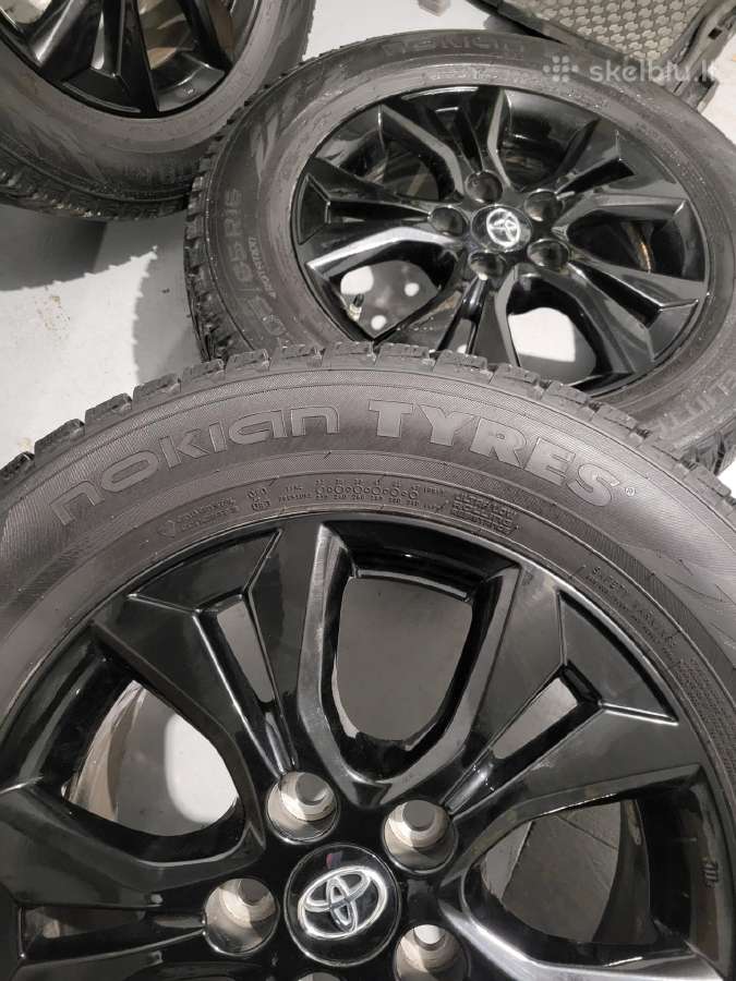 Toyota yaris cross ratai su žieminem padangom - nuotraukos Nr. 6