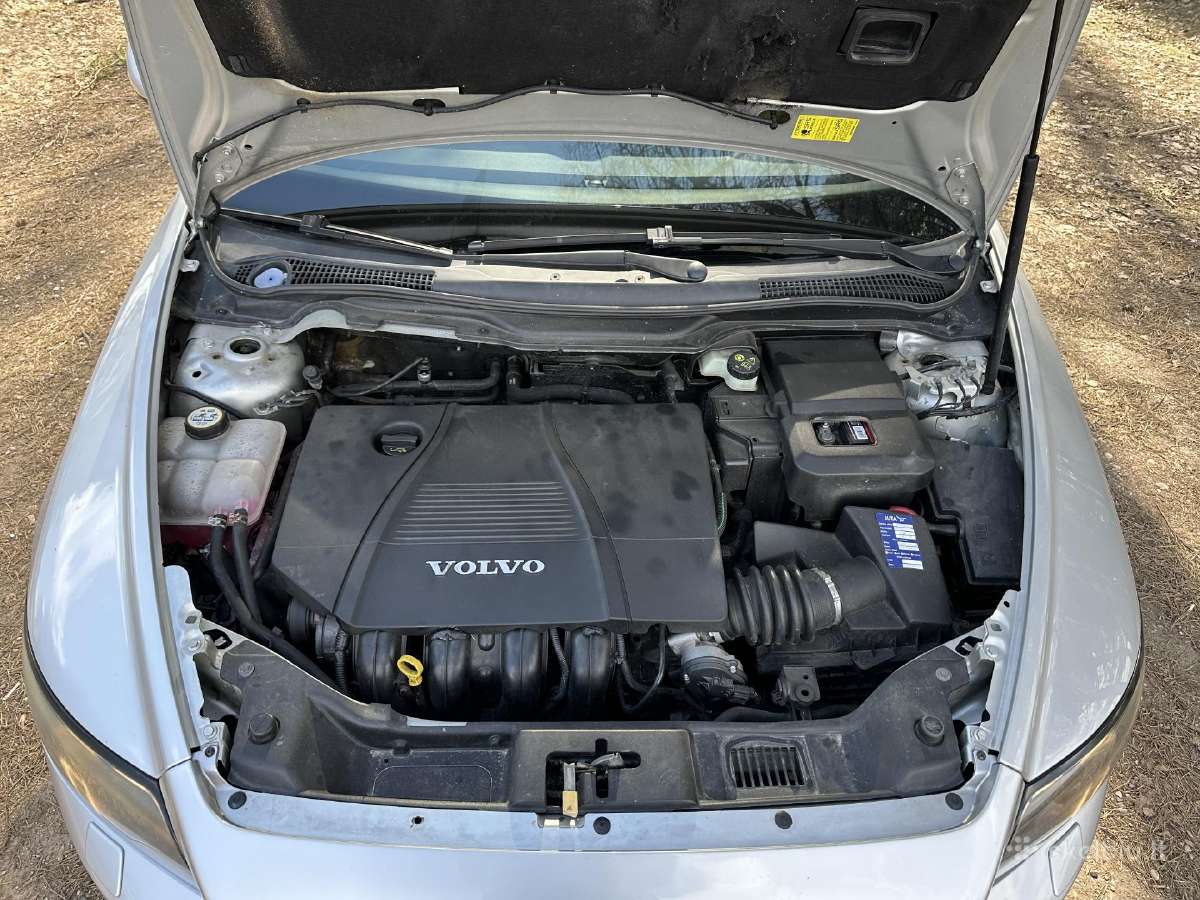 Volvo S40 2005 1.8 benzinas (defektais - nuotraukos Nr. 4