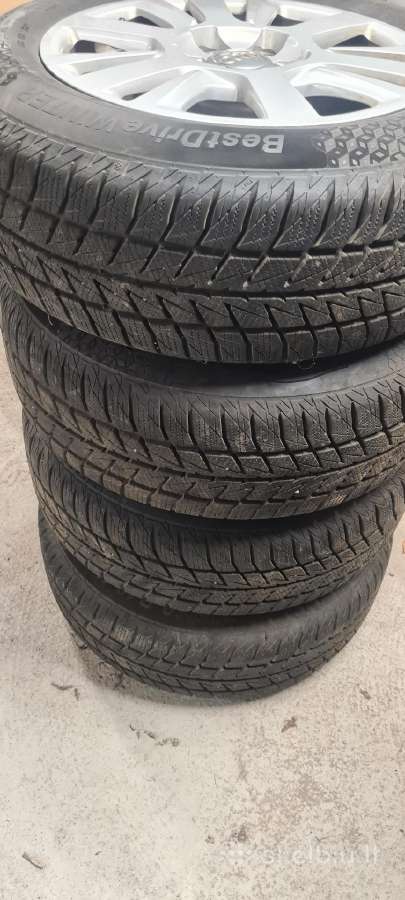 Žieminės 205/60 r16 su ratlankiais - nuotraukos Nr. 2