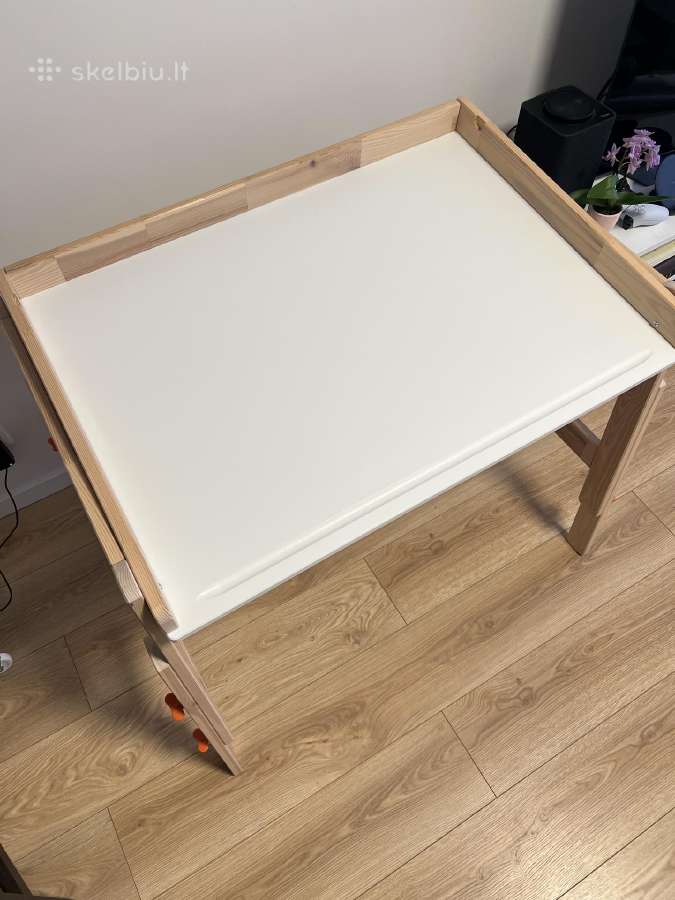 Vaikiškas rašomasis stalas Ikea Flisat - nuotraukos Nr. 2