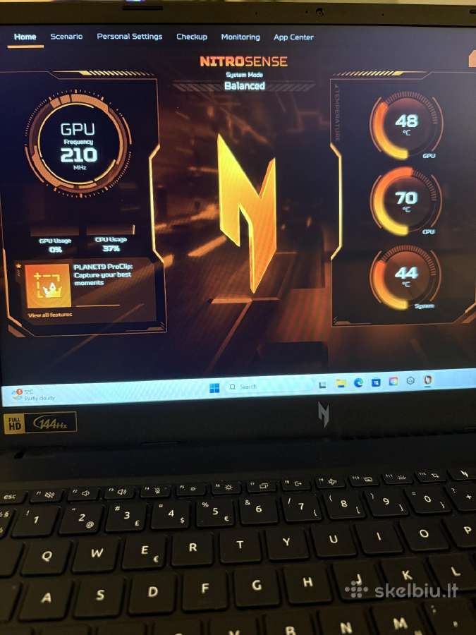 Acer Nitro V15 - nuotraukos Nr. 4