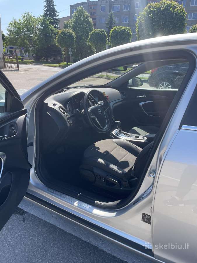 Opel Insignia - nuotraukos Nr. 11