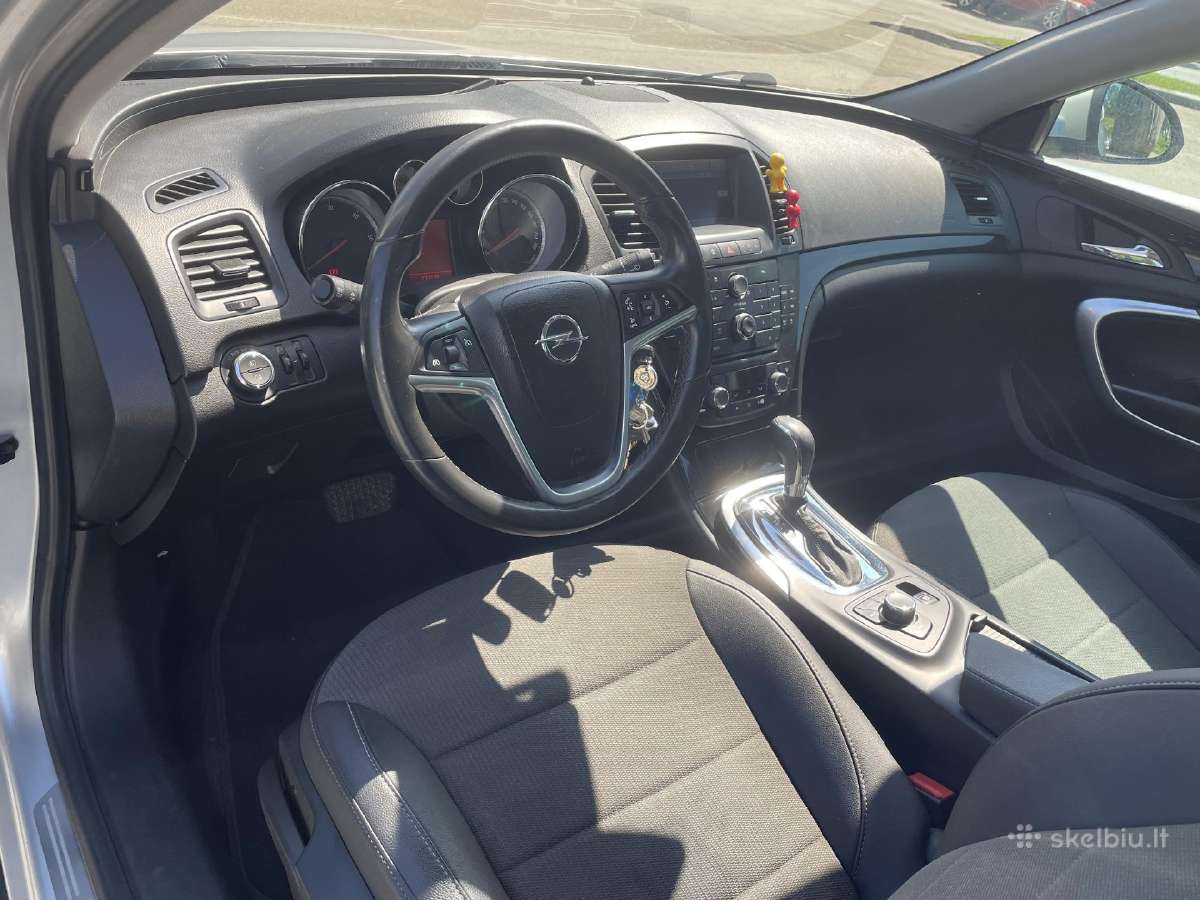 Opel Insignia - nuotraukos Nr. 14