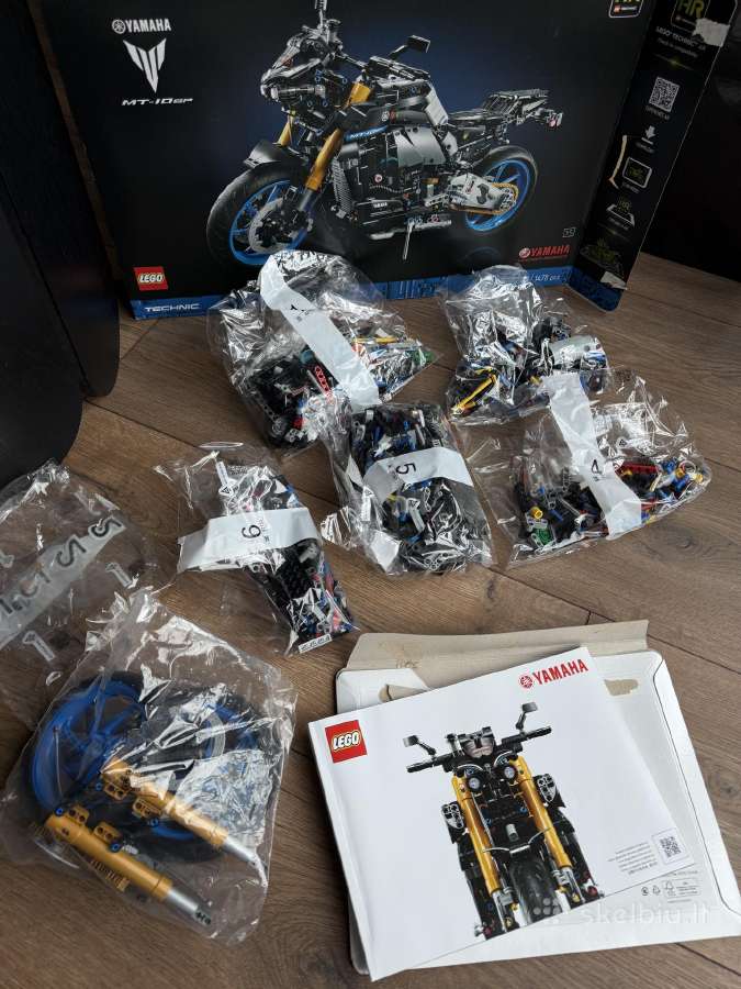 Lego Technic Yamaha Mt10 Sp“ (42159) - nuotraukos Nr. 5