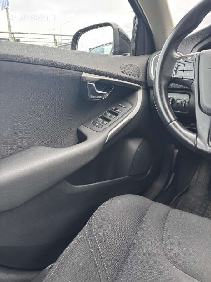 Volvo V40 2016 m. 2.0 D 88 kw - nuotraukos Nr. 34