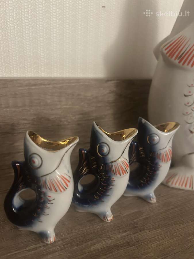 Grafinas su taurelėmis - nuotraukos Nr. 3