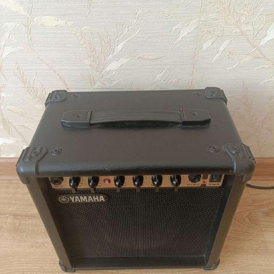 Gitaros stiprintuvas Yamaha Ga-15 - nuotraukos Nr. 3