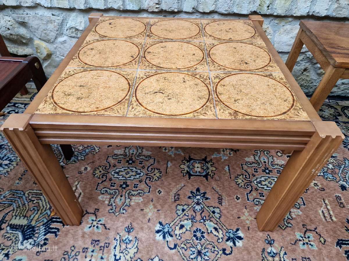 Vintažiniai mid century staliukai - nuotraukos Nr. 2