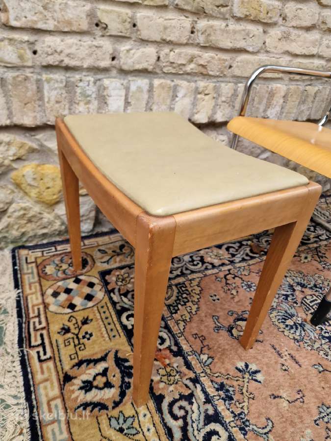 Vintažinės mid century interjerinės kėdės ir pufai - nuotraukos Nr. 8