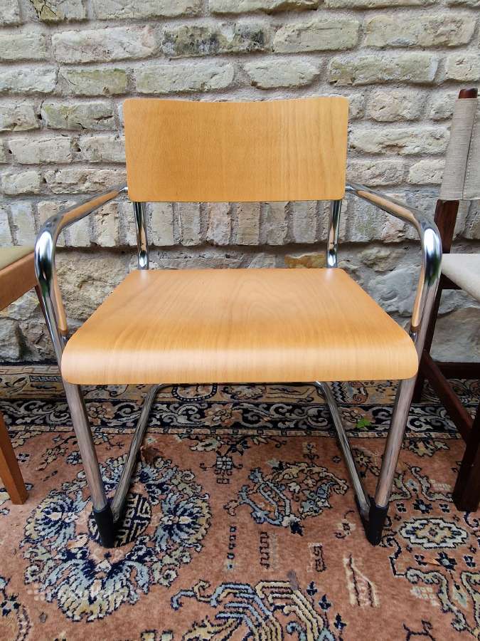 Vintažinės mid century interjerinės kėdės ir pufai - nuotraukos Nr. 13