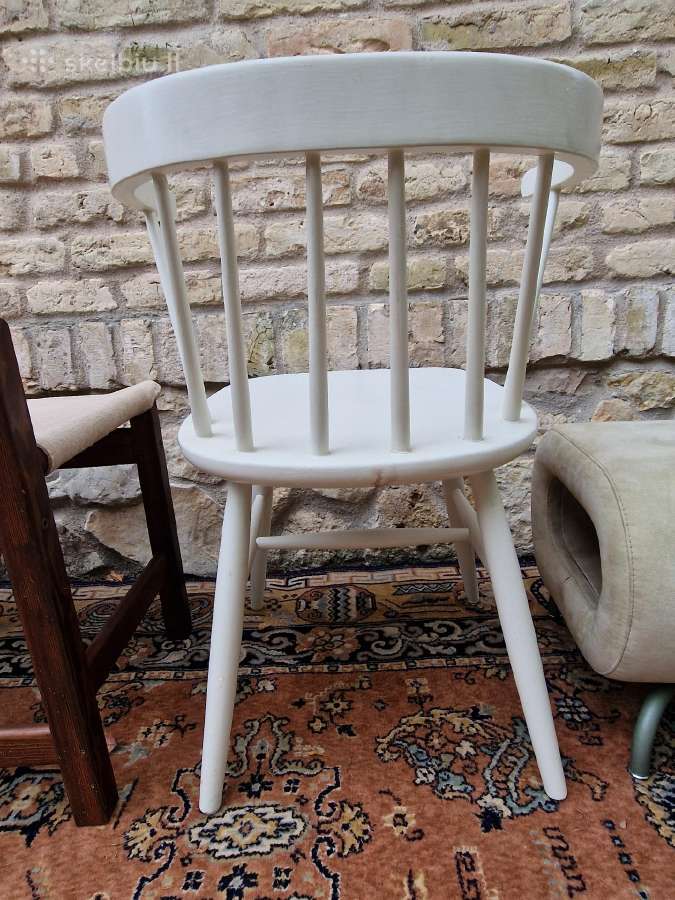 Vintažinės mid century interjerinės kėdės ir pufai - nuotraukos Nr. 23