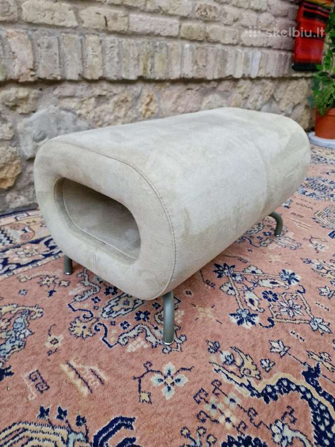 Vintažinės mid century interjerinės kėdės ir pufai - nuotraukos Nr. 31