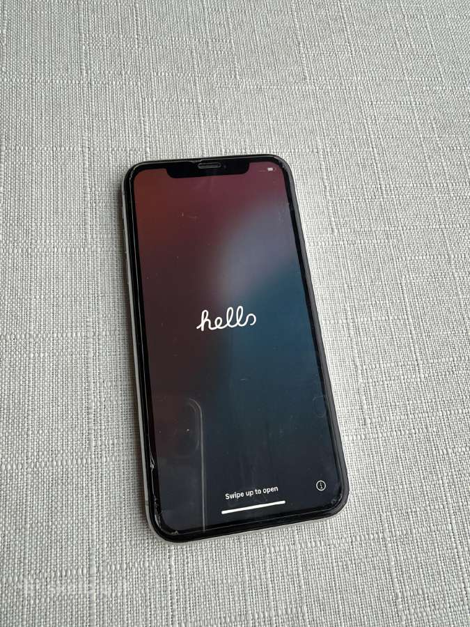 Parduodamas puikiai veikiantis iPhone Xr 64 GB - nuotraukos Nr. 3