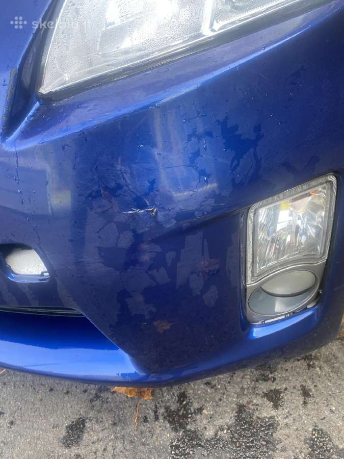 Toyota prius 2011 priekinis bamperis - nuotraukos Nr. 2