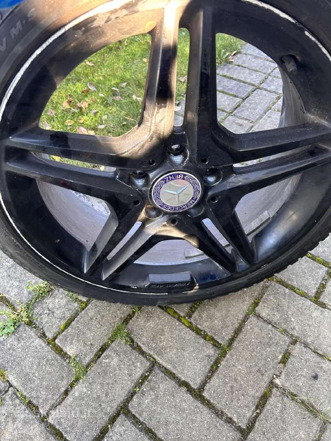 Mersedes Amg ratai su padangomis - nuotraukos Nr. 4