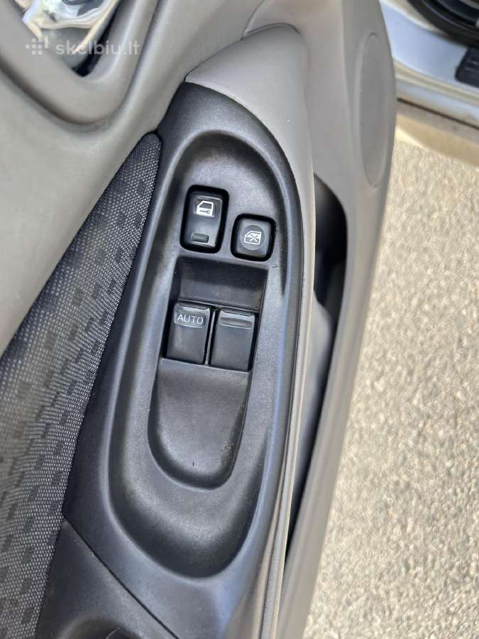 Nissan Almera - nuotraukos Nr. 8