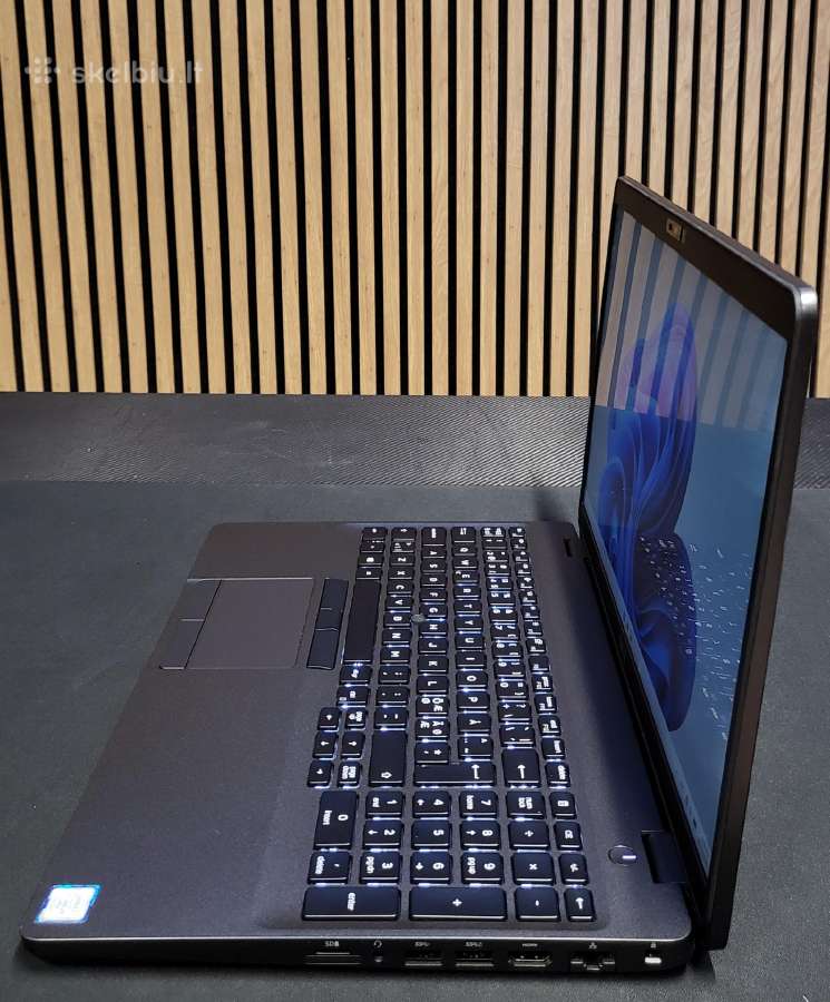 Dell 15,6 / i7 8665 / 16 GB Ddr4 / 512 Nvme / Fhd - nuotraukos Nr. 3