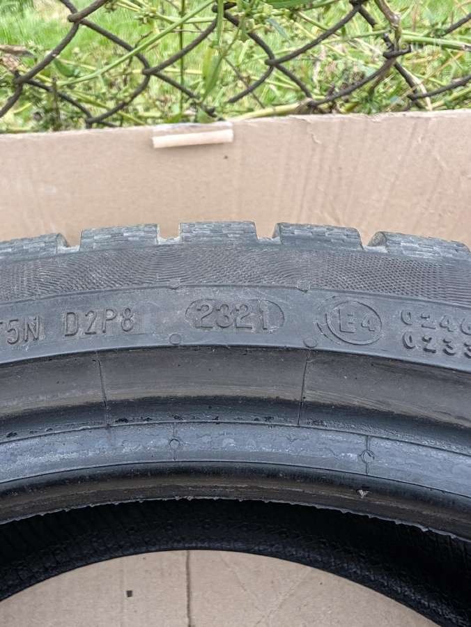 Continental wintercontact 225/40 R18 - nuotraukos Nr. 3
