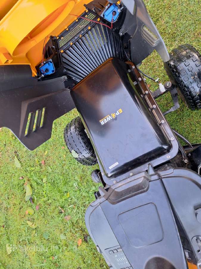 Sodo traktoriukas Stiga E-ride S500 elektrinis - nuotraukos Nr. 12