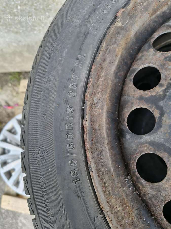 185/60 R15 žieminės padangos + ratlankiai - nuotraukos Nr. 5
