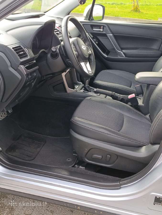 Subaru Forester - nuotraukos Nr. 10