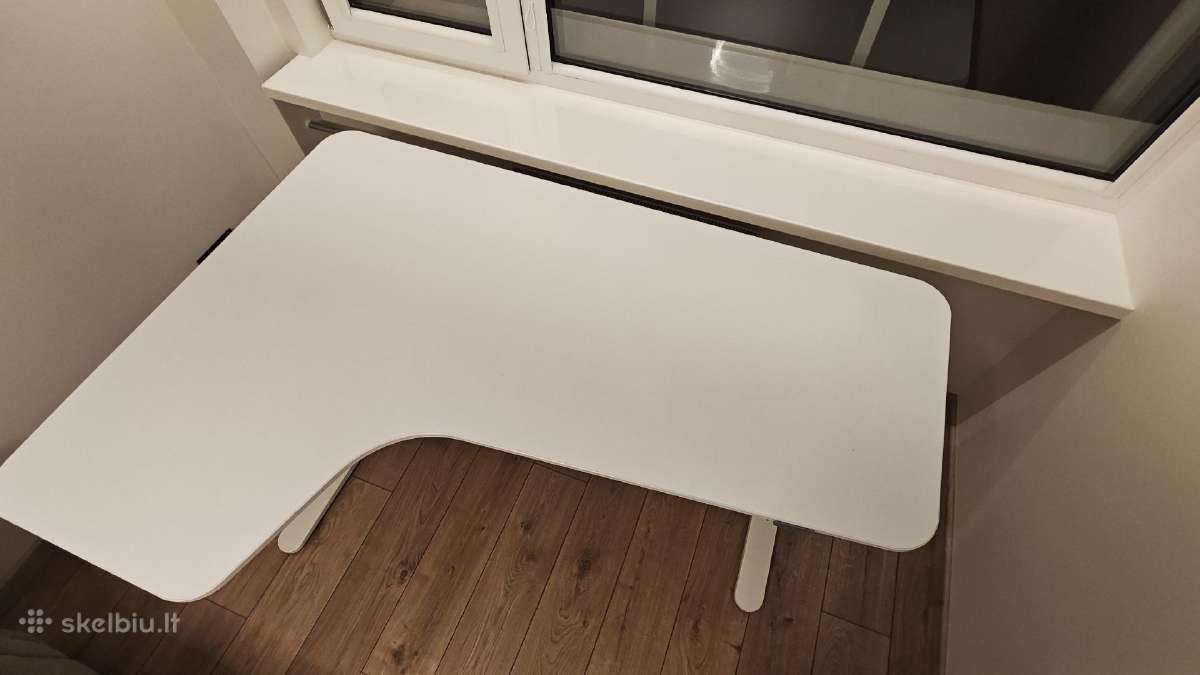 Keičiamo aukščio Ikea Bekant stalas - nuotraukos Nr. 2