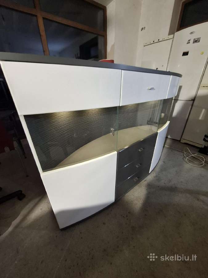 Puikios bukles didele spintele su apsvietimu - nuotraukos Nr. 8