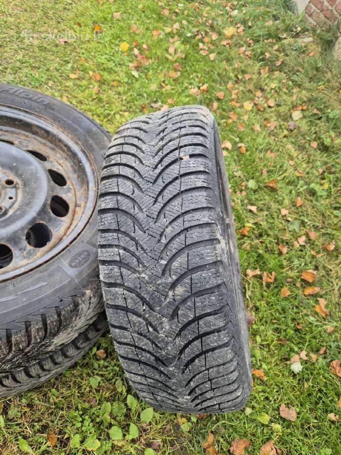 Parduodu Bmw r16 skardinius ratus su padangom - nuotraukos Nr. 4