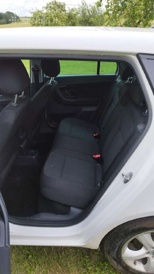 Skoda fabia 1.2 dyzelinas - nuotraukos Nr. 6